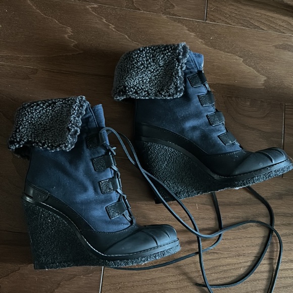 Tory Burch snow boots size 6 - Picture 6 of 6